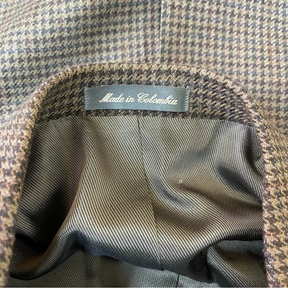 Oscar De La Renta Men's Brown Checkered Blazer - Picture 10 of 10